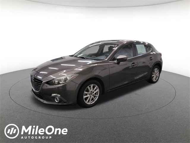 2014 Mazda MAZDA3 i Touring's photo