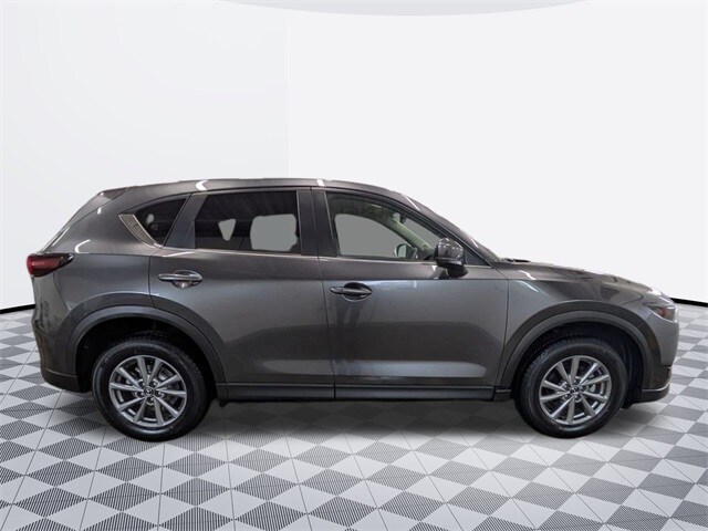 2023 Mazda CX-5 2.5 Select photo 3