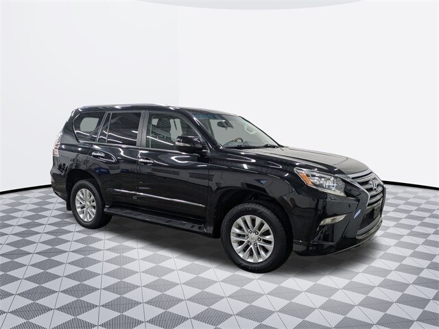 2017 Lexus GX 460 Premium photo 3