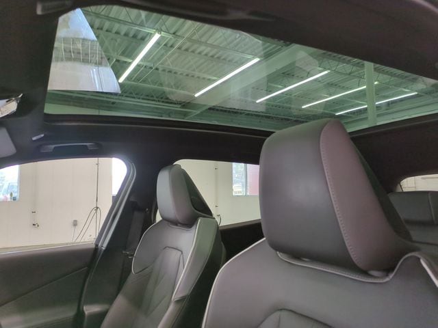2025 BMW X3 30 - Photo 16