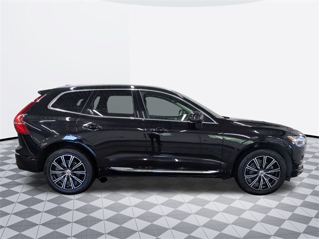 2019 Volvo XC60 T5 Inscription photo 3