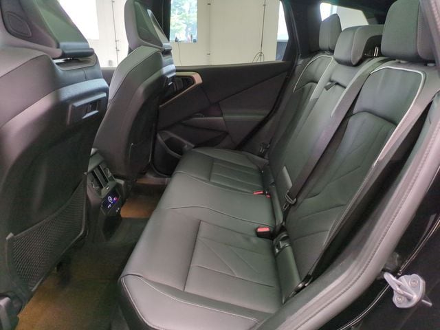 2025 BMW X3 30 - Photo 10