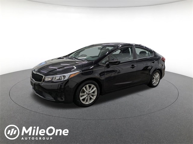 2017 Kia Forte S's photo