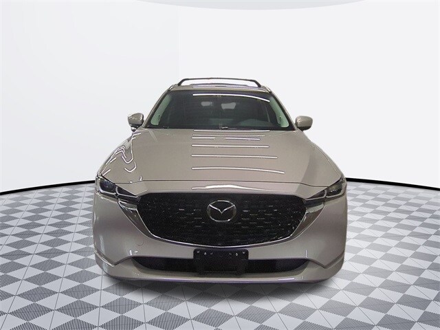 2024 Mazda CX-5 2.5 S Preferred photo 2