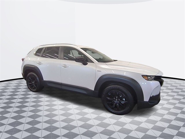 2025 Mazda CX-50 Preferred photo 2