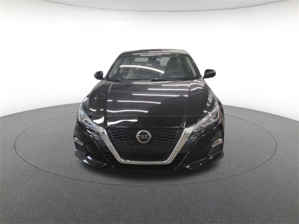 Used 2021 Nissan Altima 2.5 SV Sedan