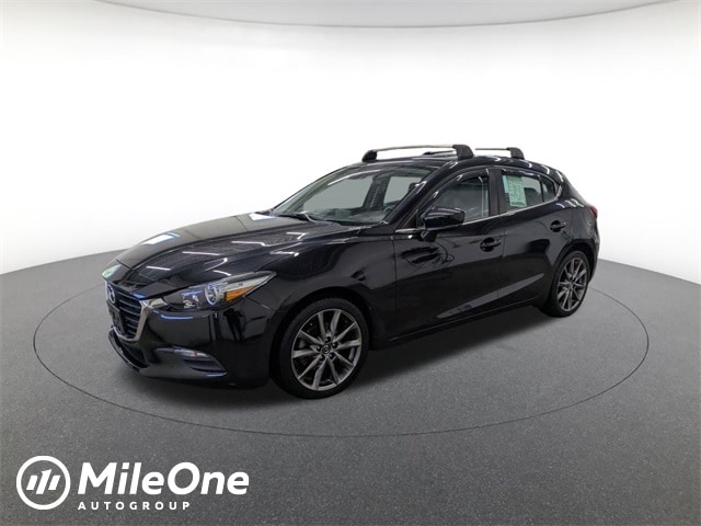 2018 Mazda Mazda3 Touring's photo