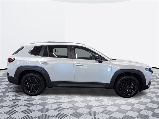 2025 Mazda CX-50 2.5 S Premium photo 3
