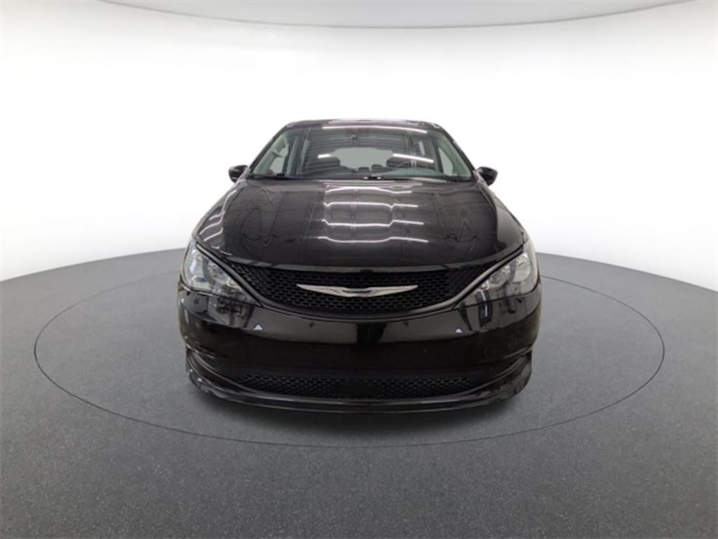 Used 2023 Chrysler Voyager LX Minivan/Van