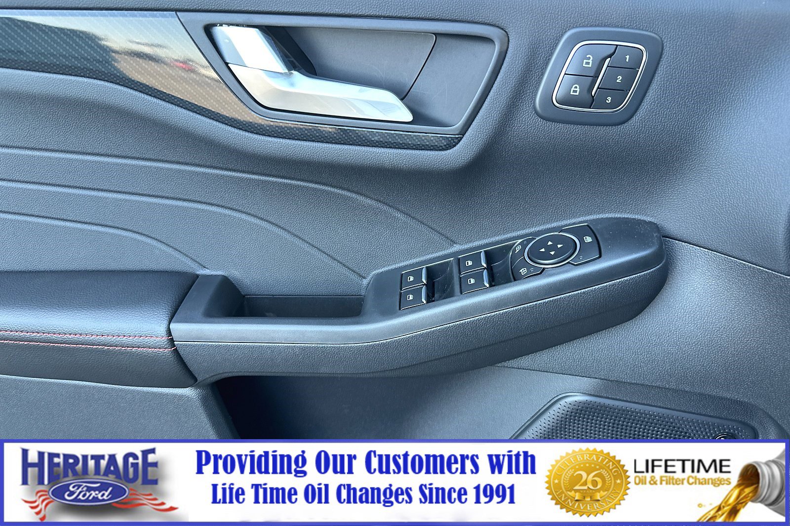 2023 Ford Escape ST-Line Elite - Photo 7