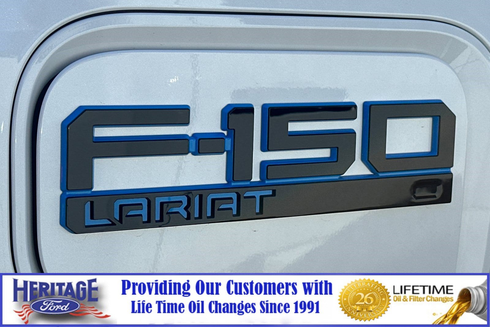 2025 Ford F-150 Lightning Lariat photo 25