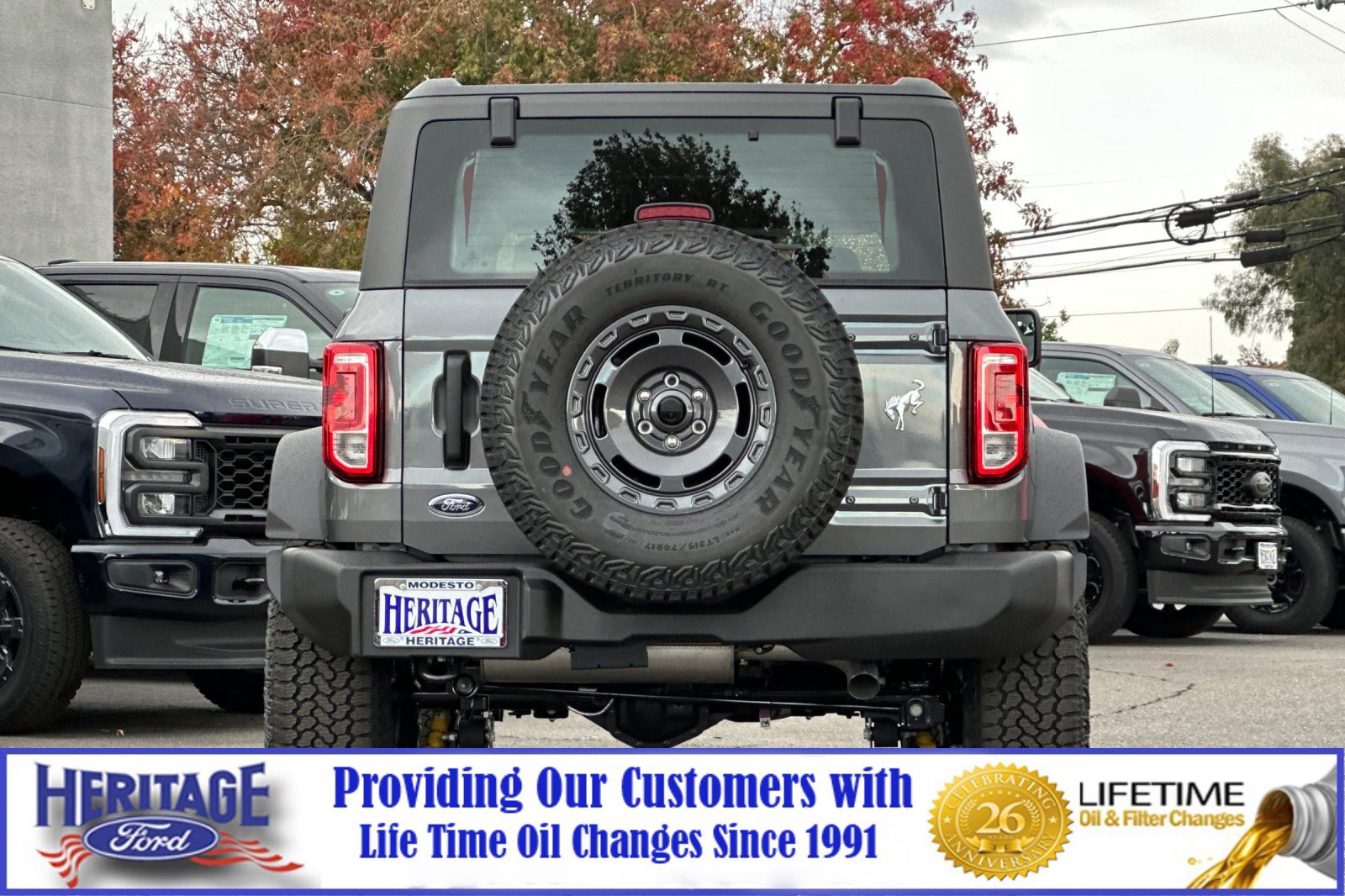 2025 Ford Bronco Base photo 4