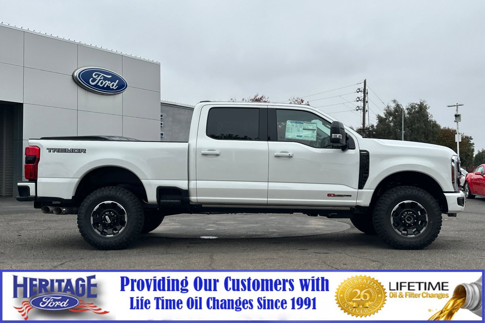 2026 Ford F-250 Lariat photo 2