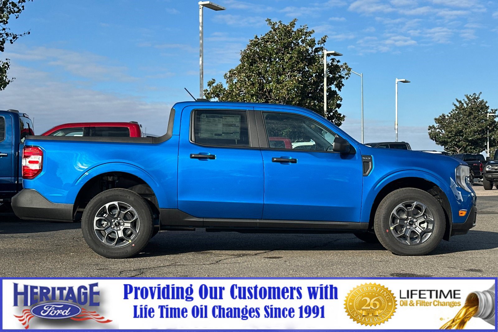 2025 Ford Maverick XLT photo 2