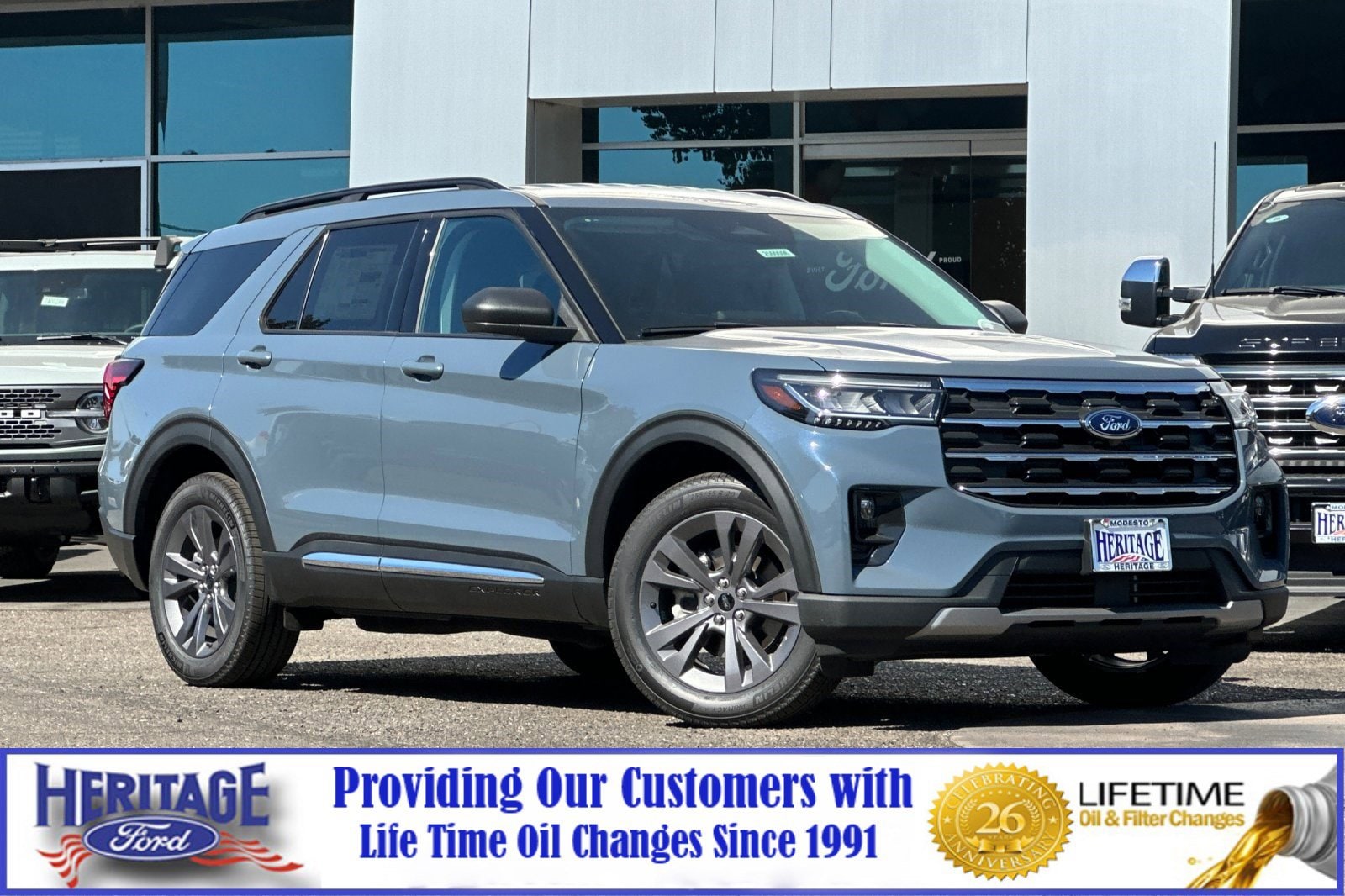 2025 Ford Explorer Active's photo