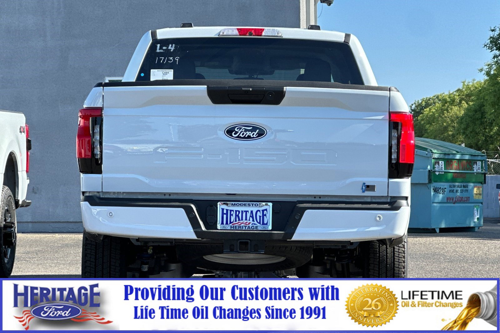 2025 Ford F-150 Lightning XLT photo 4