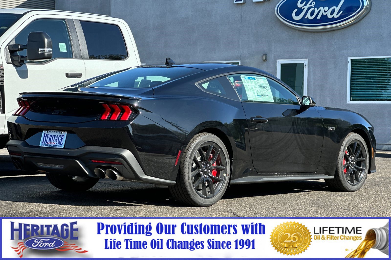 2025 Ford Mustang GT Premium photo 2