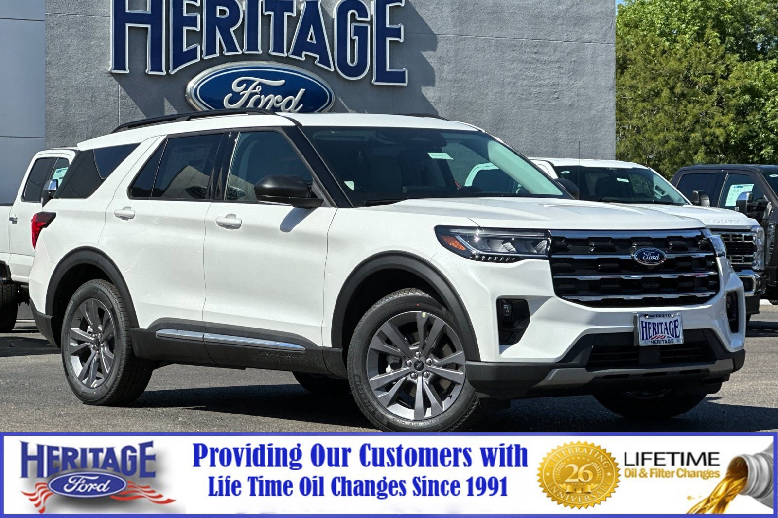 2025 Ford Explorer Active's photo