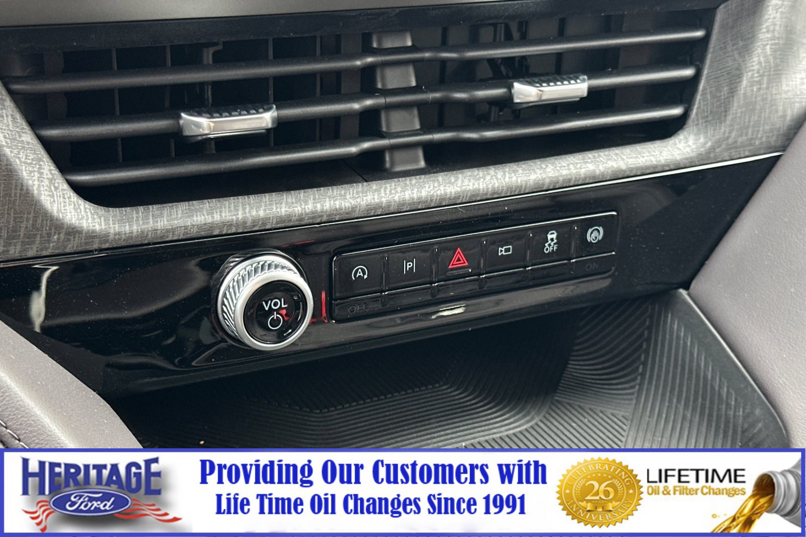 2026 Ford Explorer Platinum - Photo 21