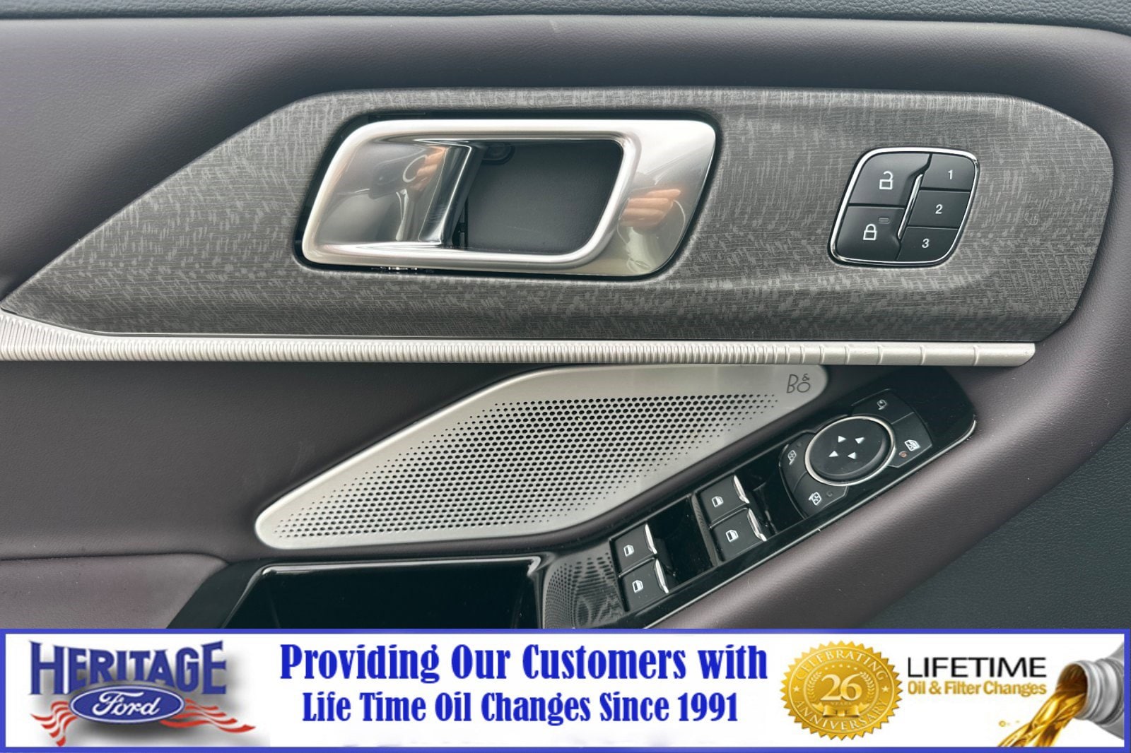 2026 Ford Explorer Platinum - Photo 10