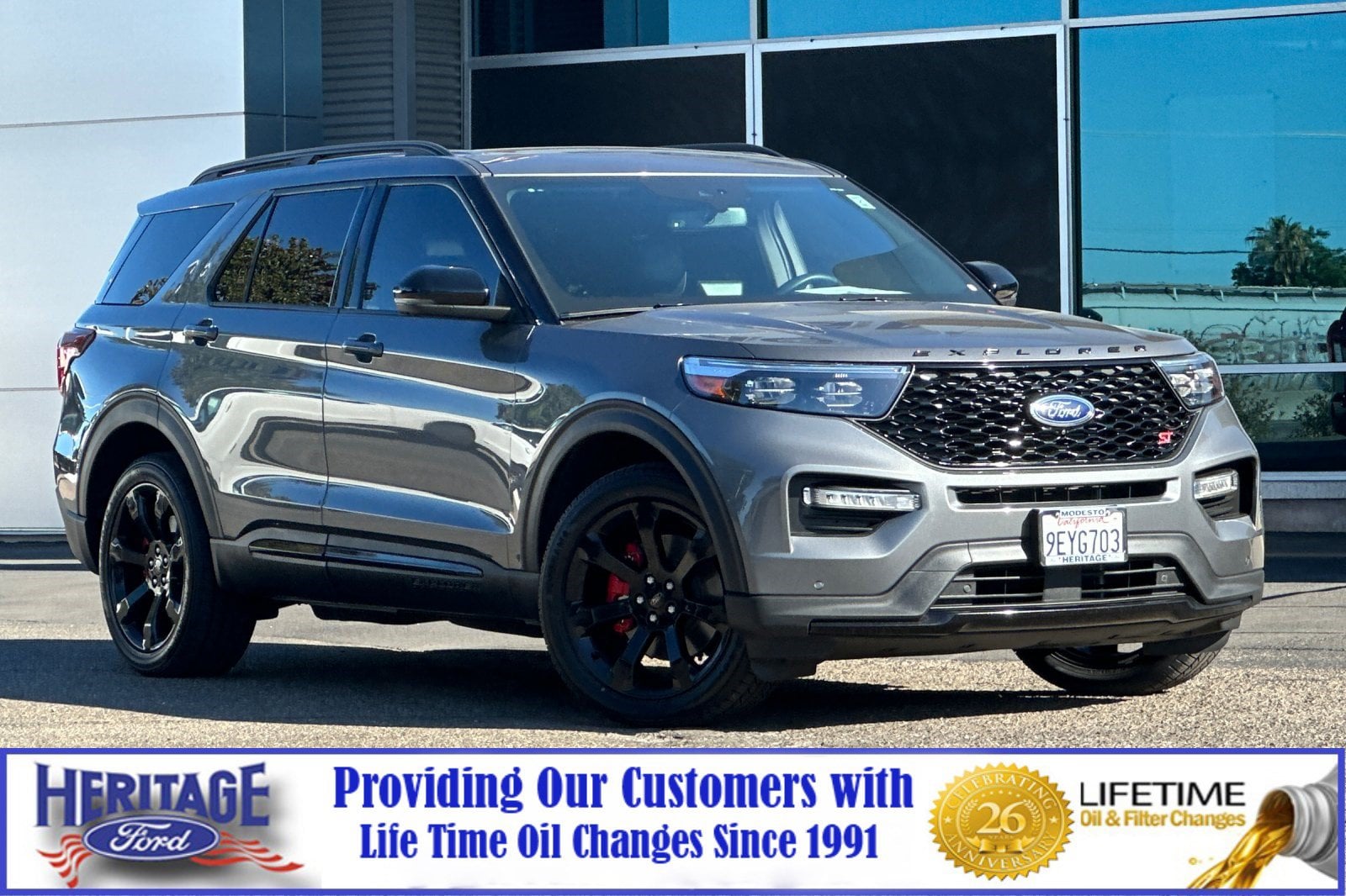 2023 Ford Explorer ST 4WD's photo