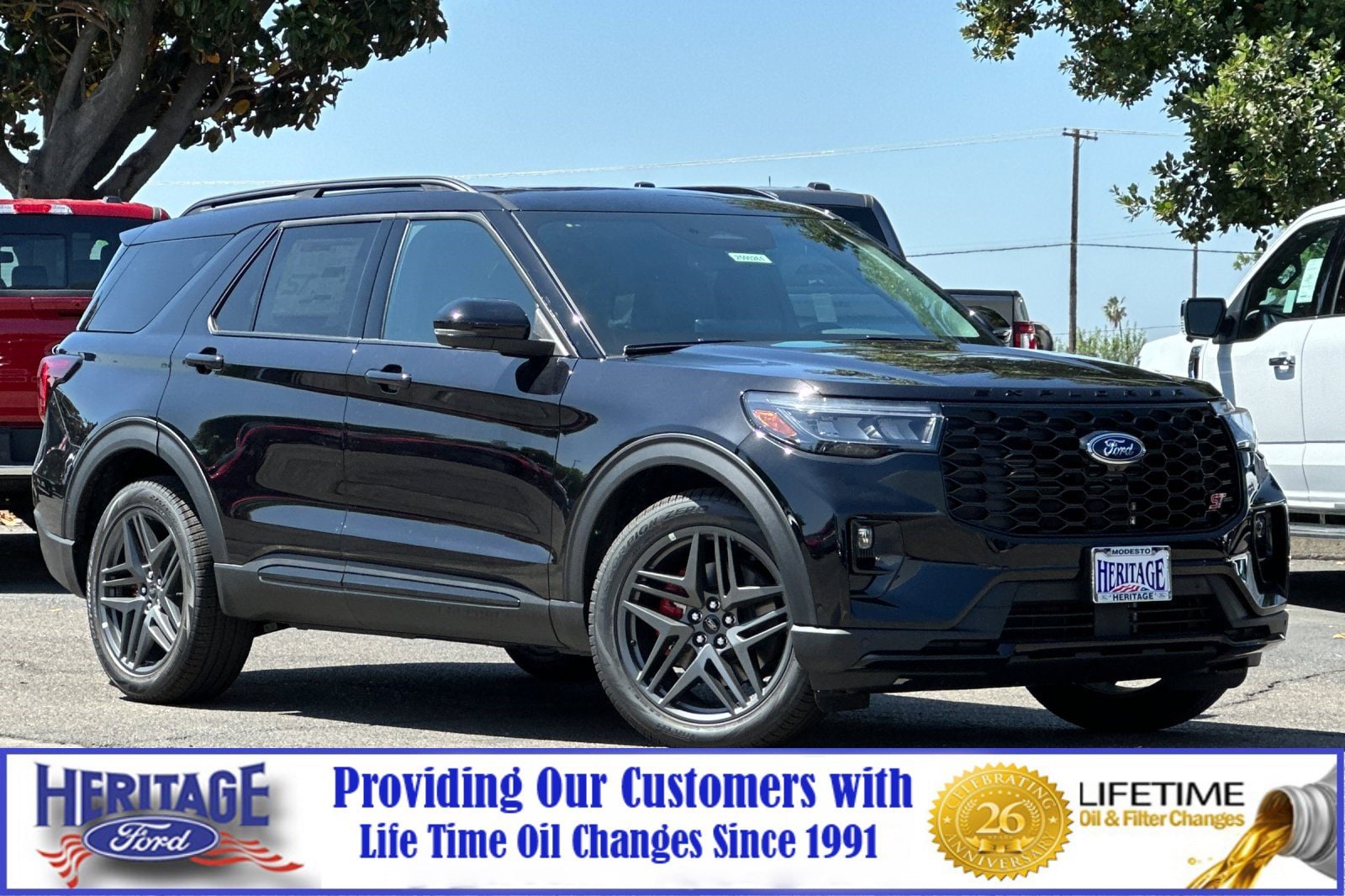 2025 Ford Explorer ST's photo