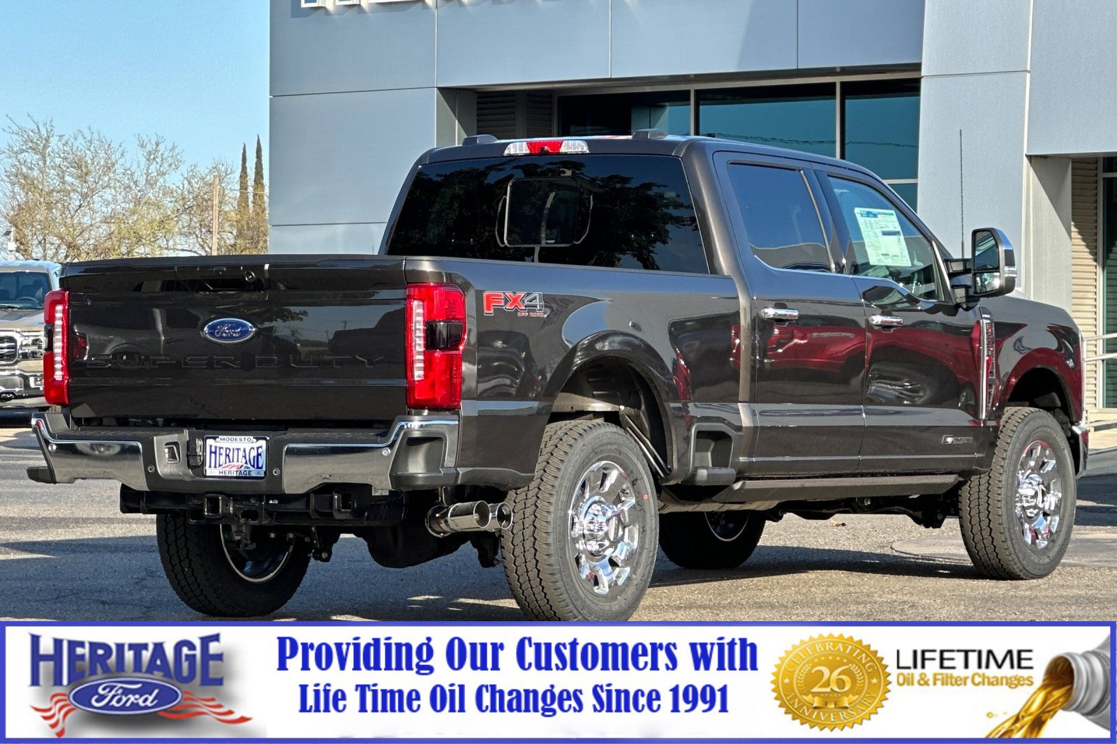 2025 Ford F-250 photo 3