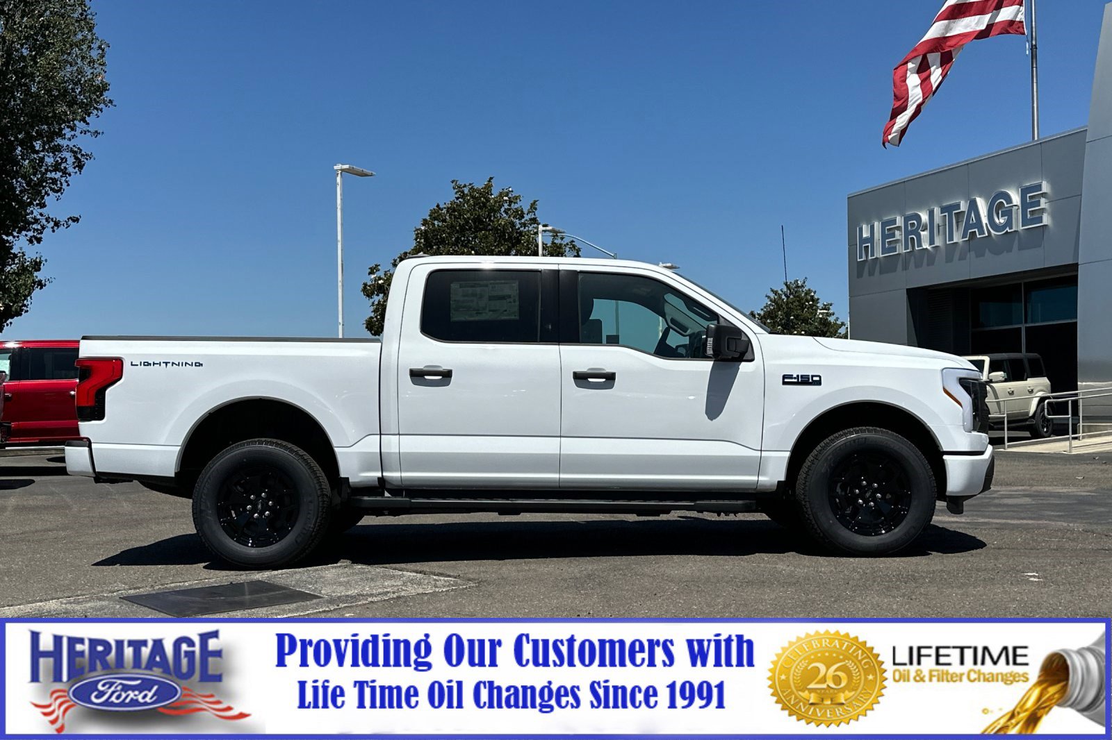 2025 Ford F-150 Lightning XLT photo 2