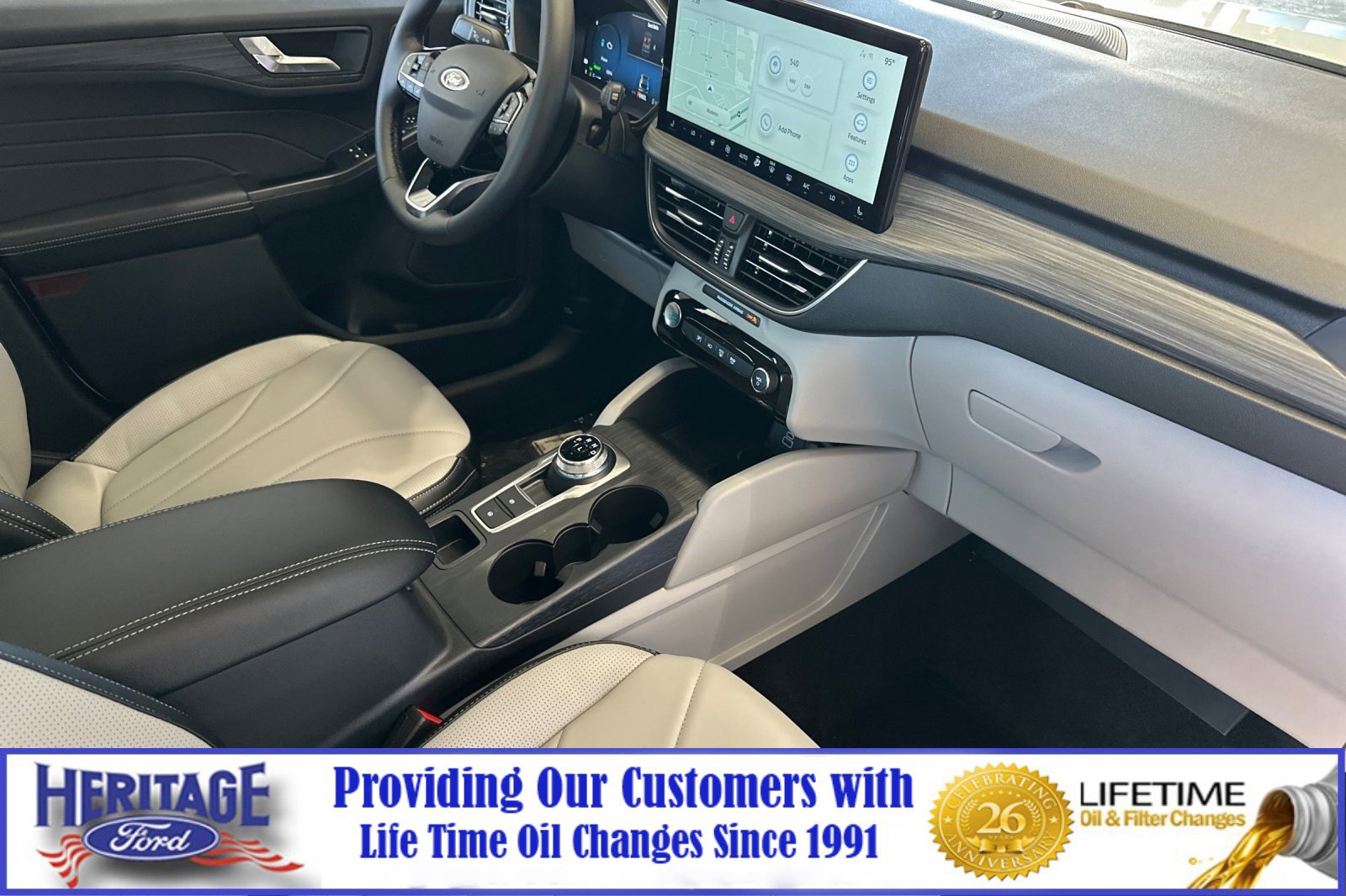 2025 Ford Escape Plug-in hybrid PHEV - Photo 12