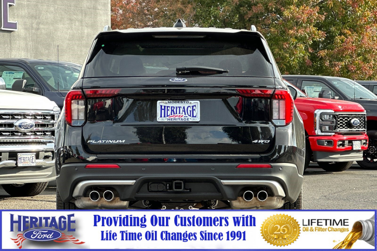 2025 Ford Explorer Platinum photo 3