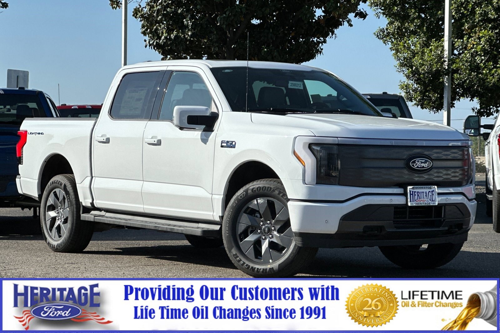 2025 Ford F-150 Lightning Lariat's photo