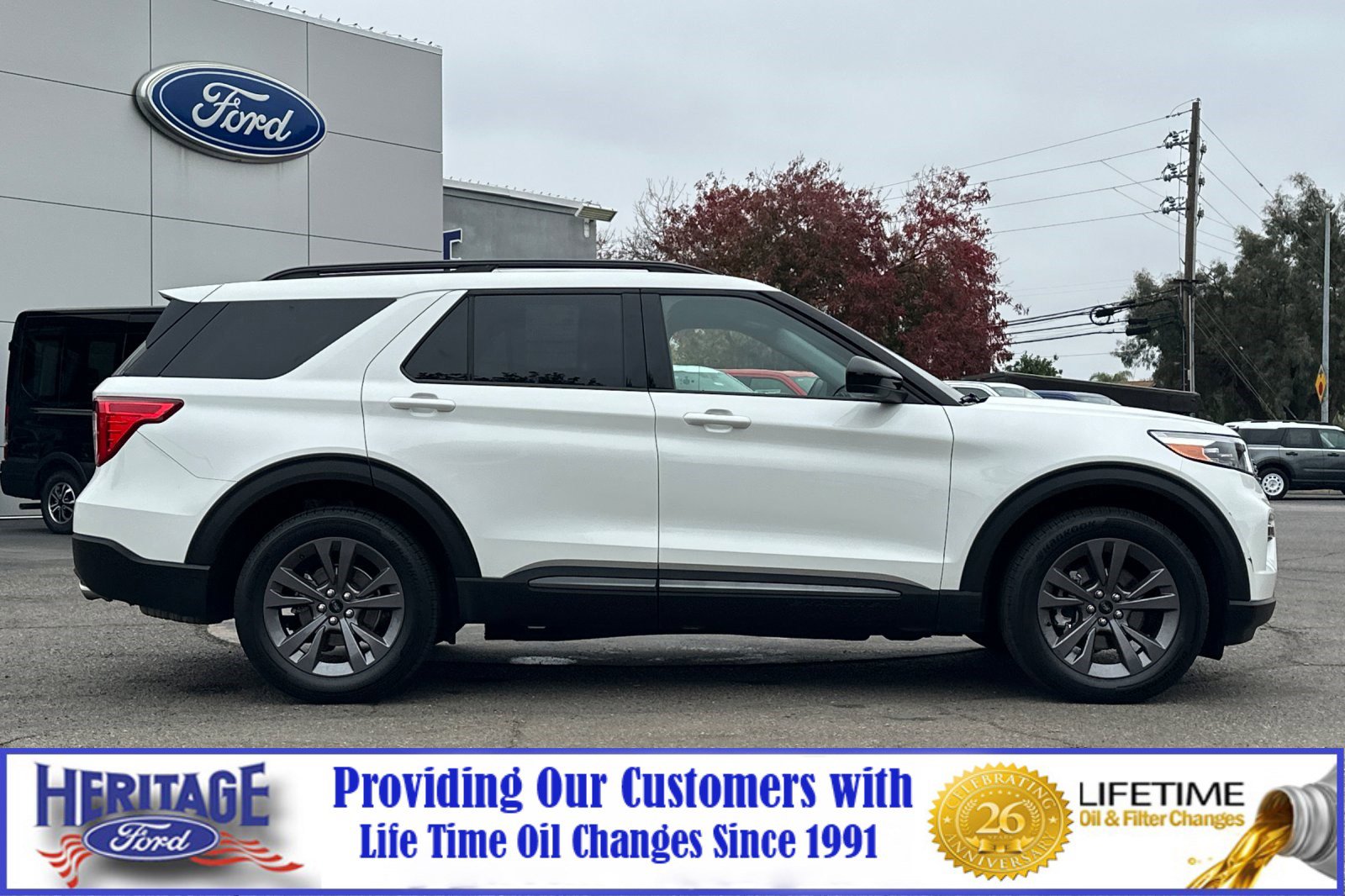 2022 Ford Explorer XLT photo 2