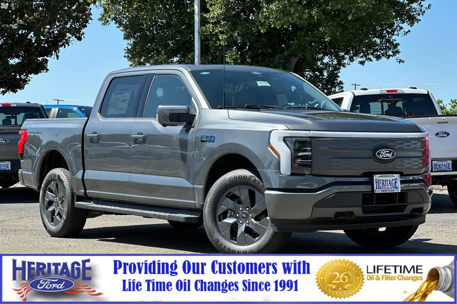 2025 Ford F-150 Lightning Lariat's photo