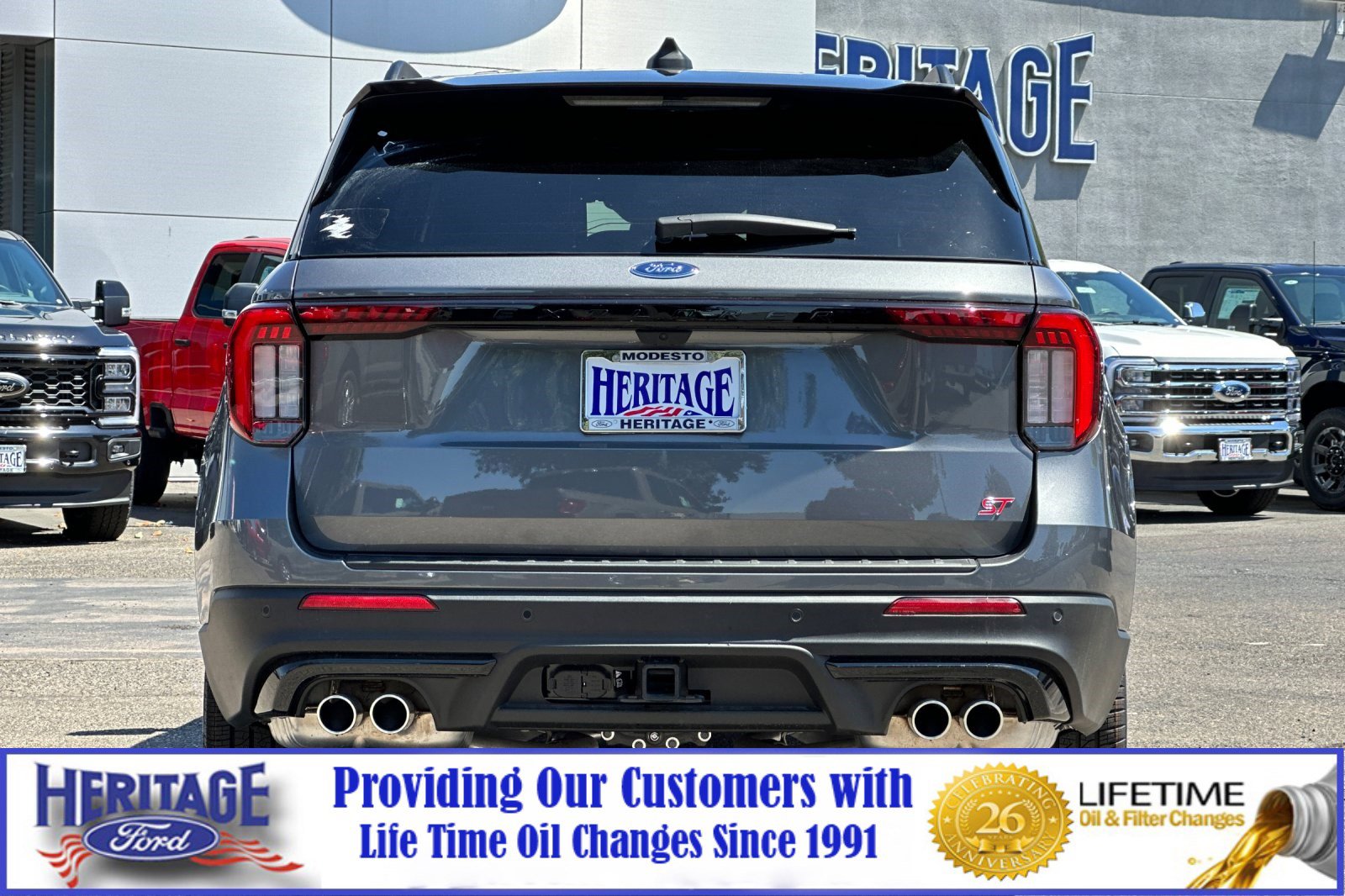 2025 Ford Explorer ST photo 4