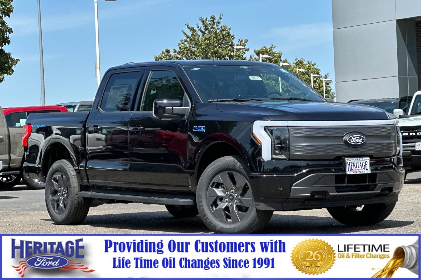 2025 Ford F-150 Lightning Lariat's photo