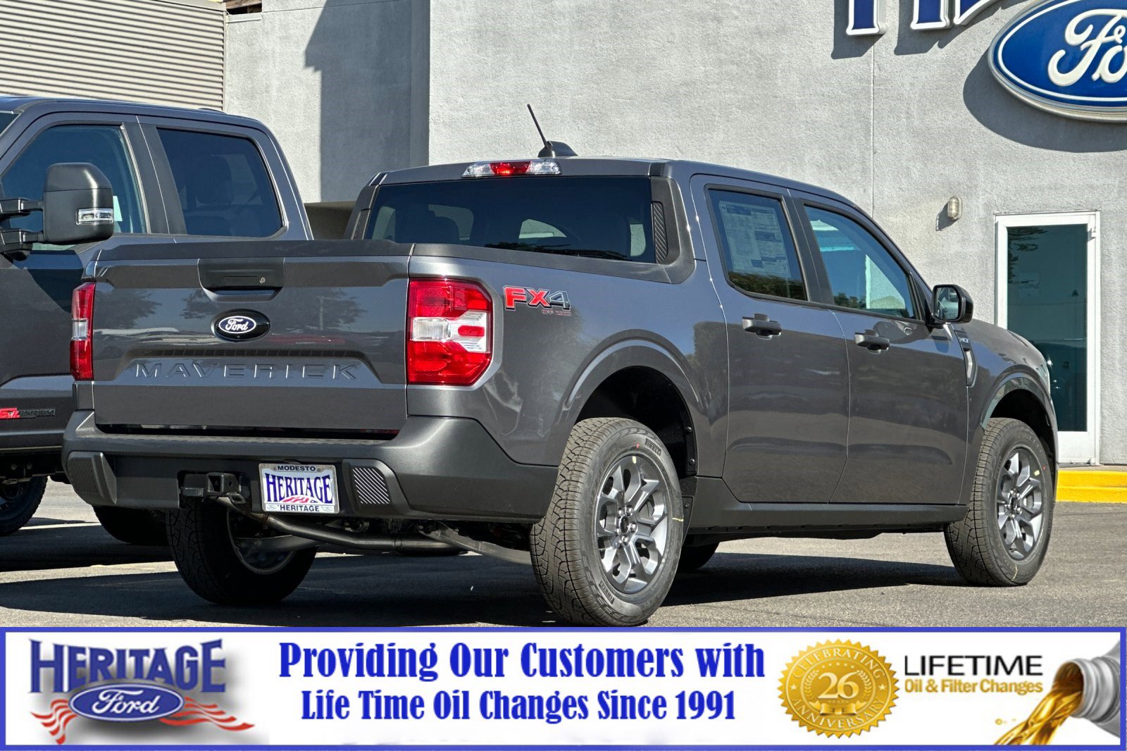 2025 Ford Maverick XLT photo 3