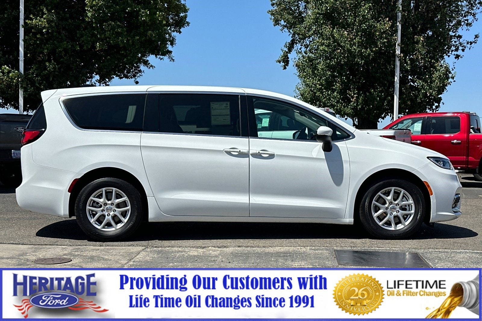 Used 2023 Chrysler Pacifica Touring L with VIN 2C4RC1BGXPR559831 for sale in Modesto, CA