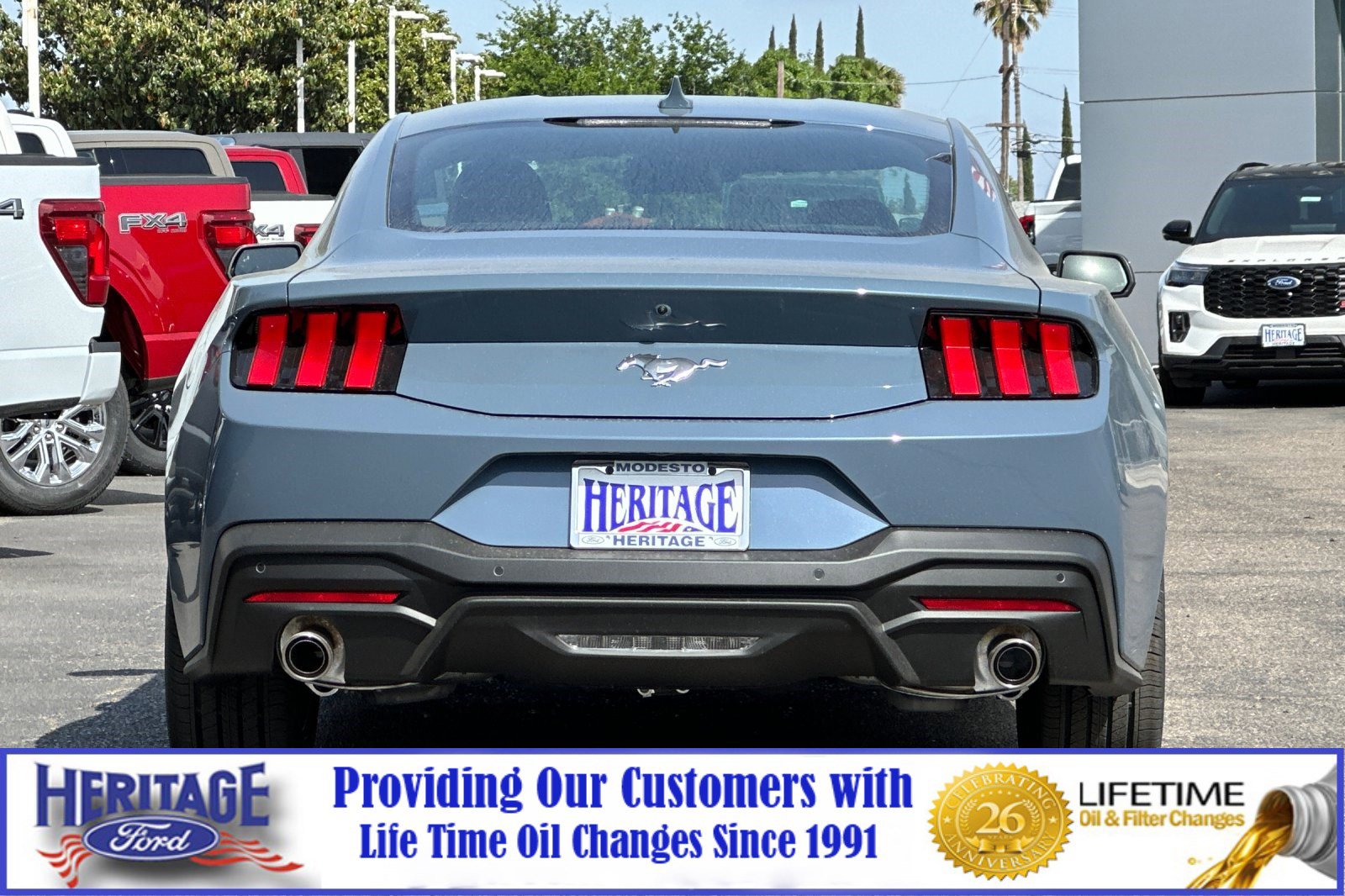 2025 Ford Mustang EcoBoost photo 2