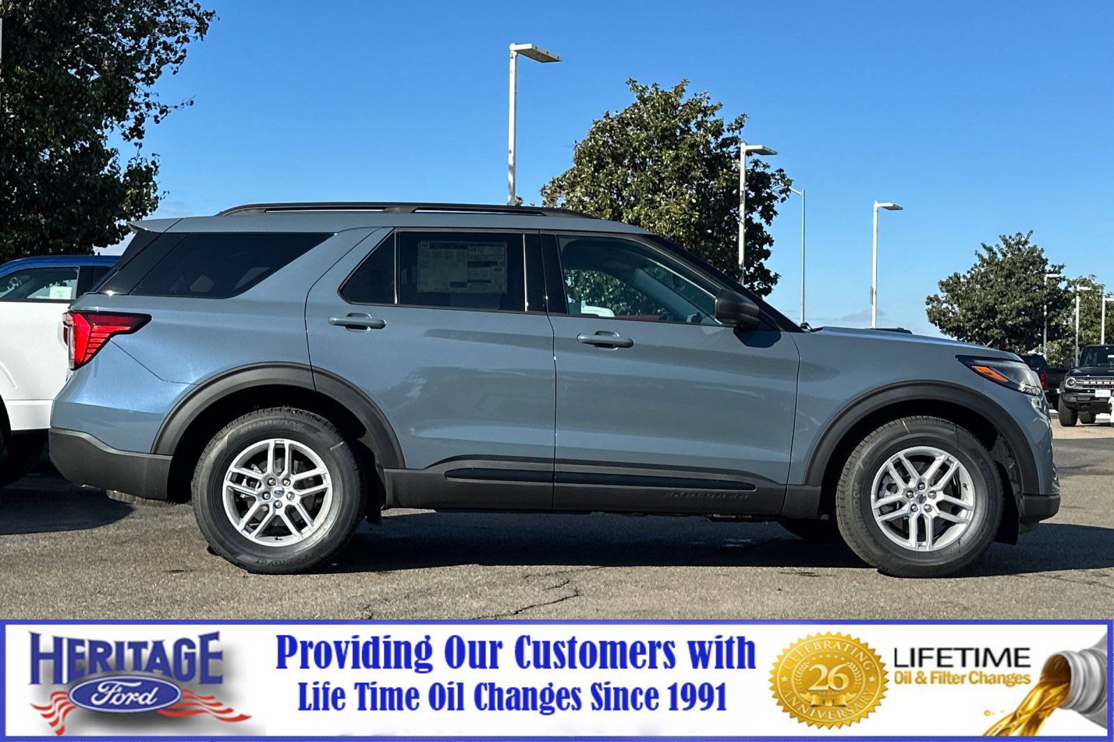 2026 Ford Explorer photo 2