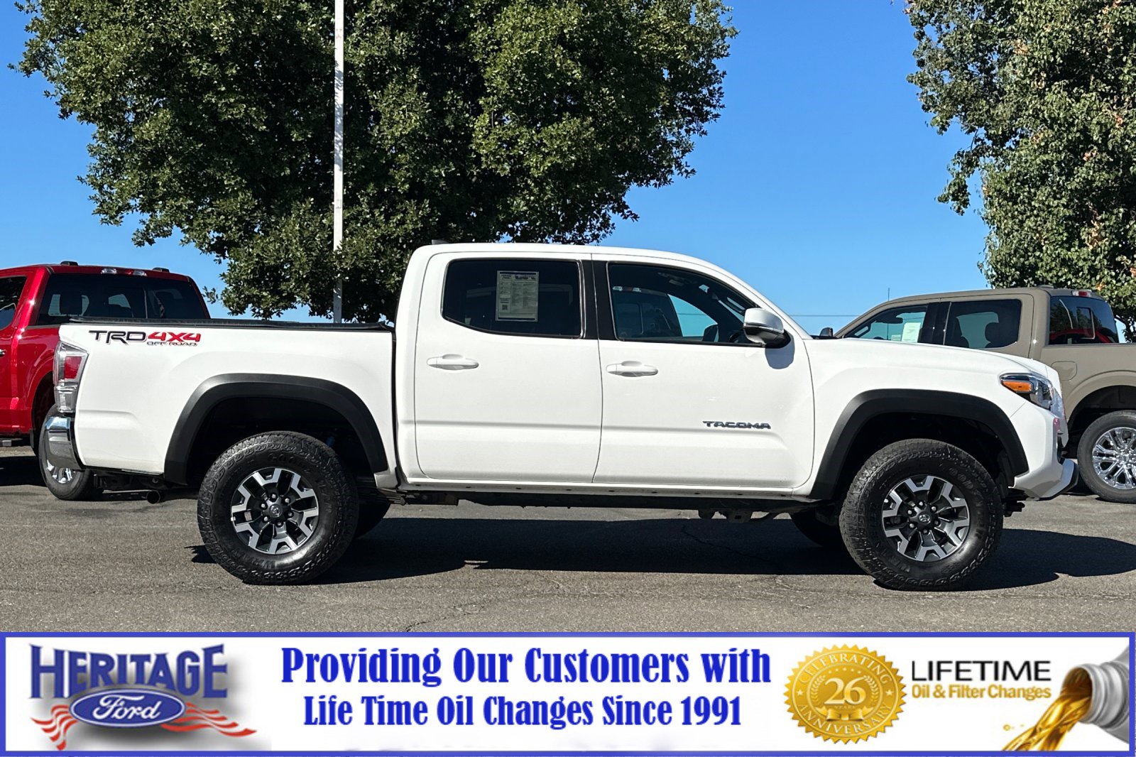 2023 Toyota Tacoma SR5 photo 2