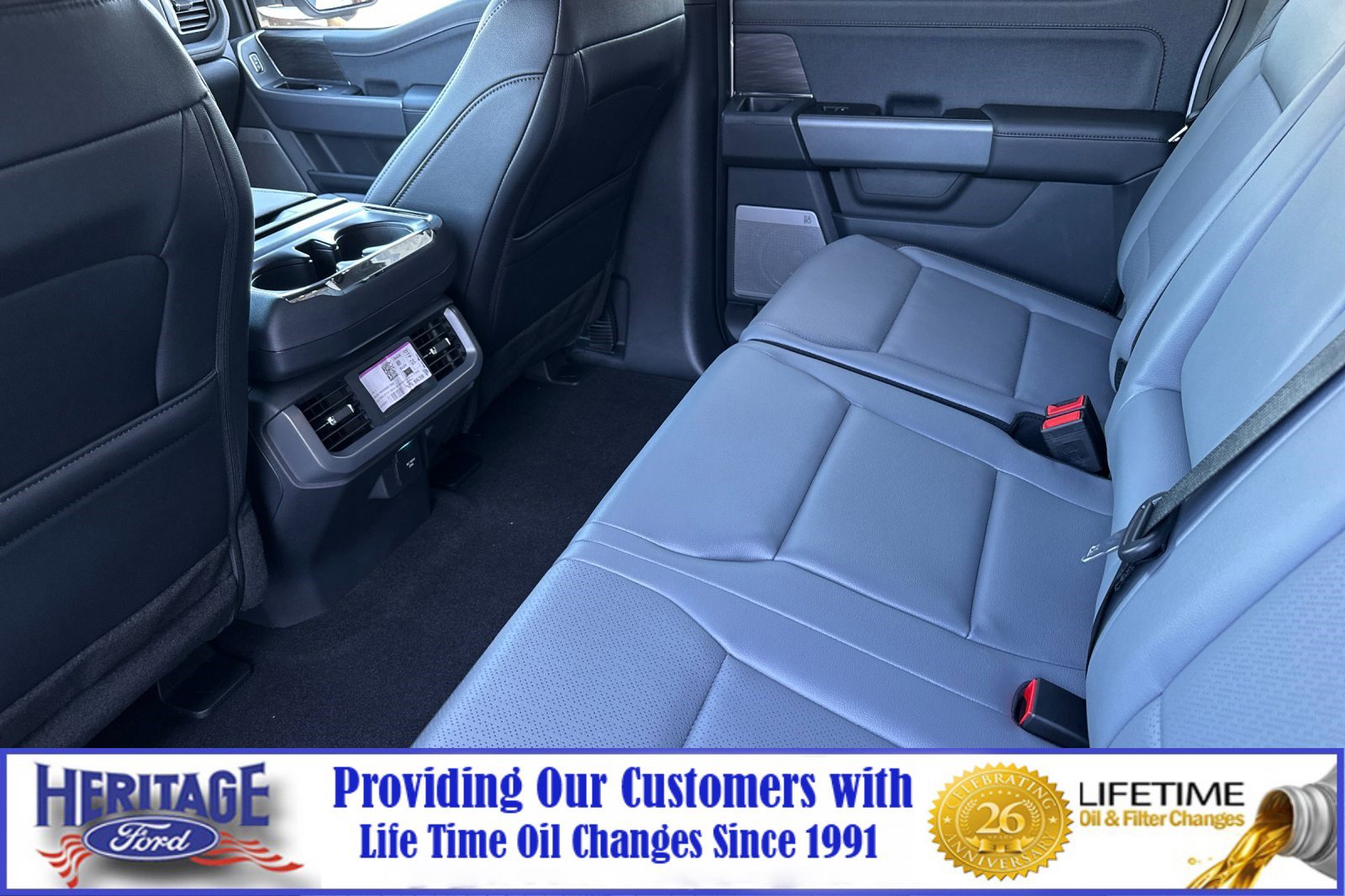 2025 Ford F-150 Lightning Lariat photo 11