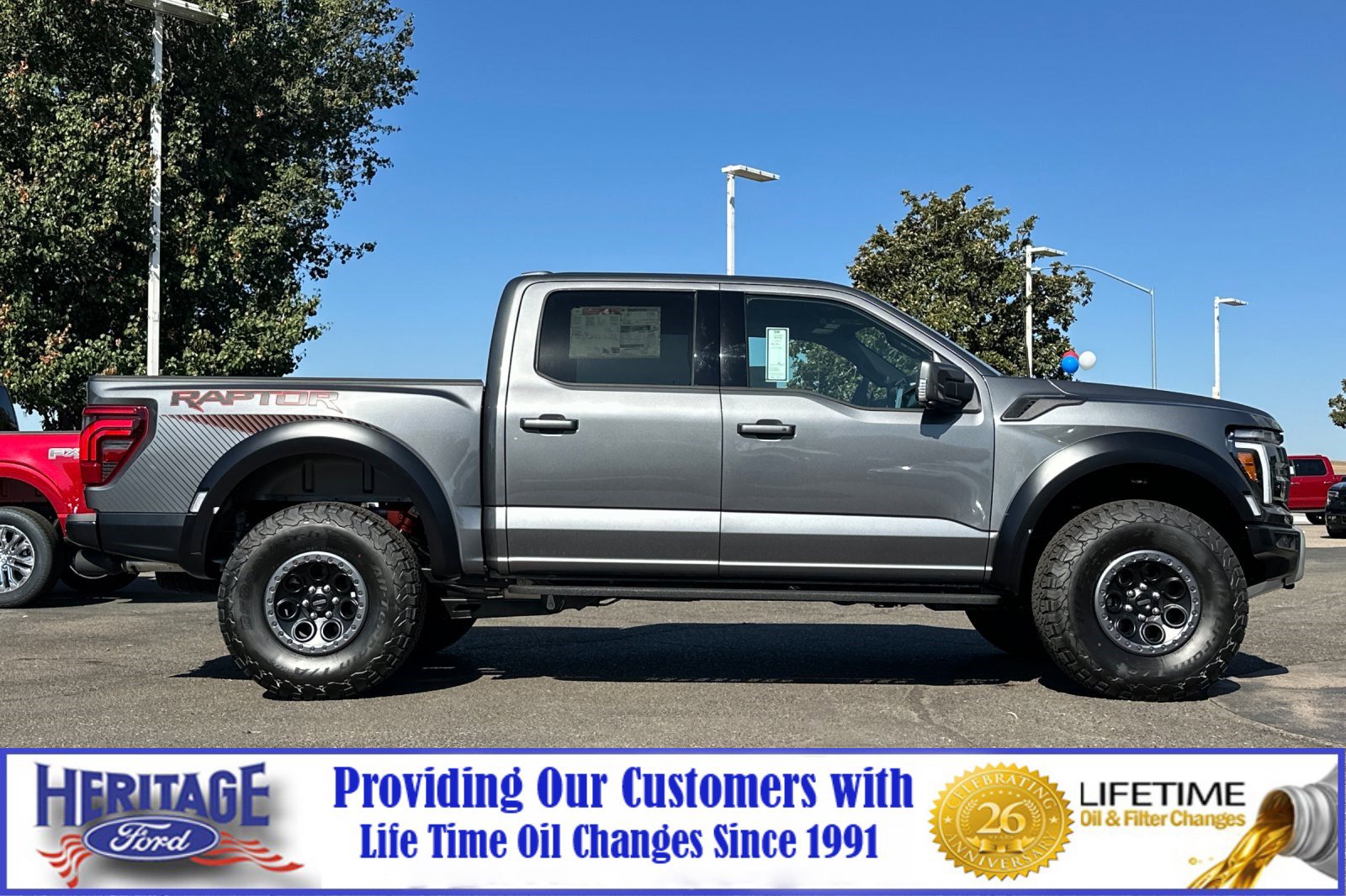 2025 Ford F-150 Raptor photo 2