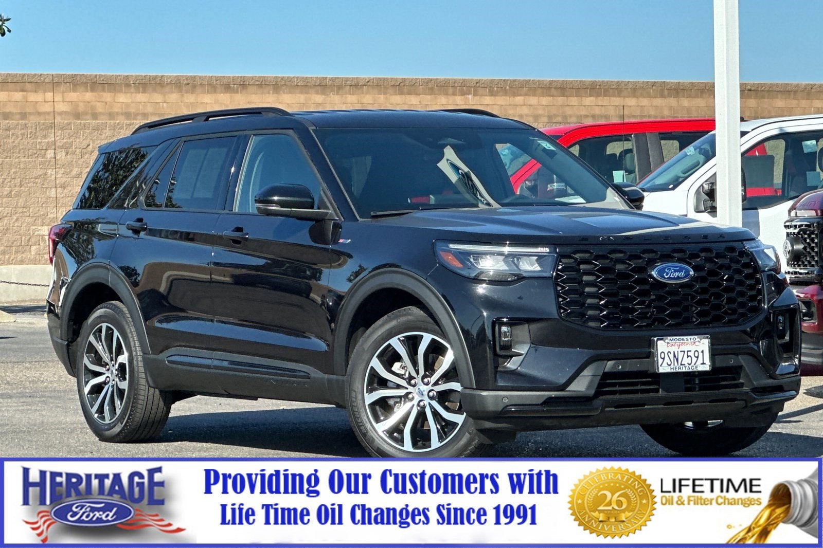 2025 Ford Explorer ST-LINE 4WD (PL535)'s photo