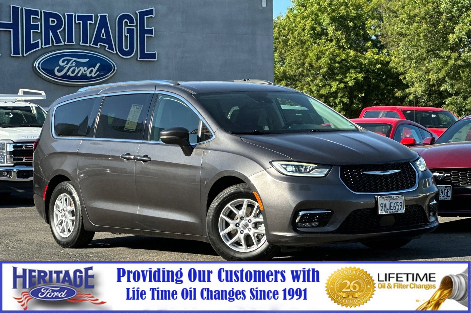 2021 Chrysler Pacifica Touring L's photo