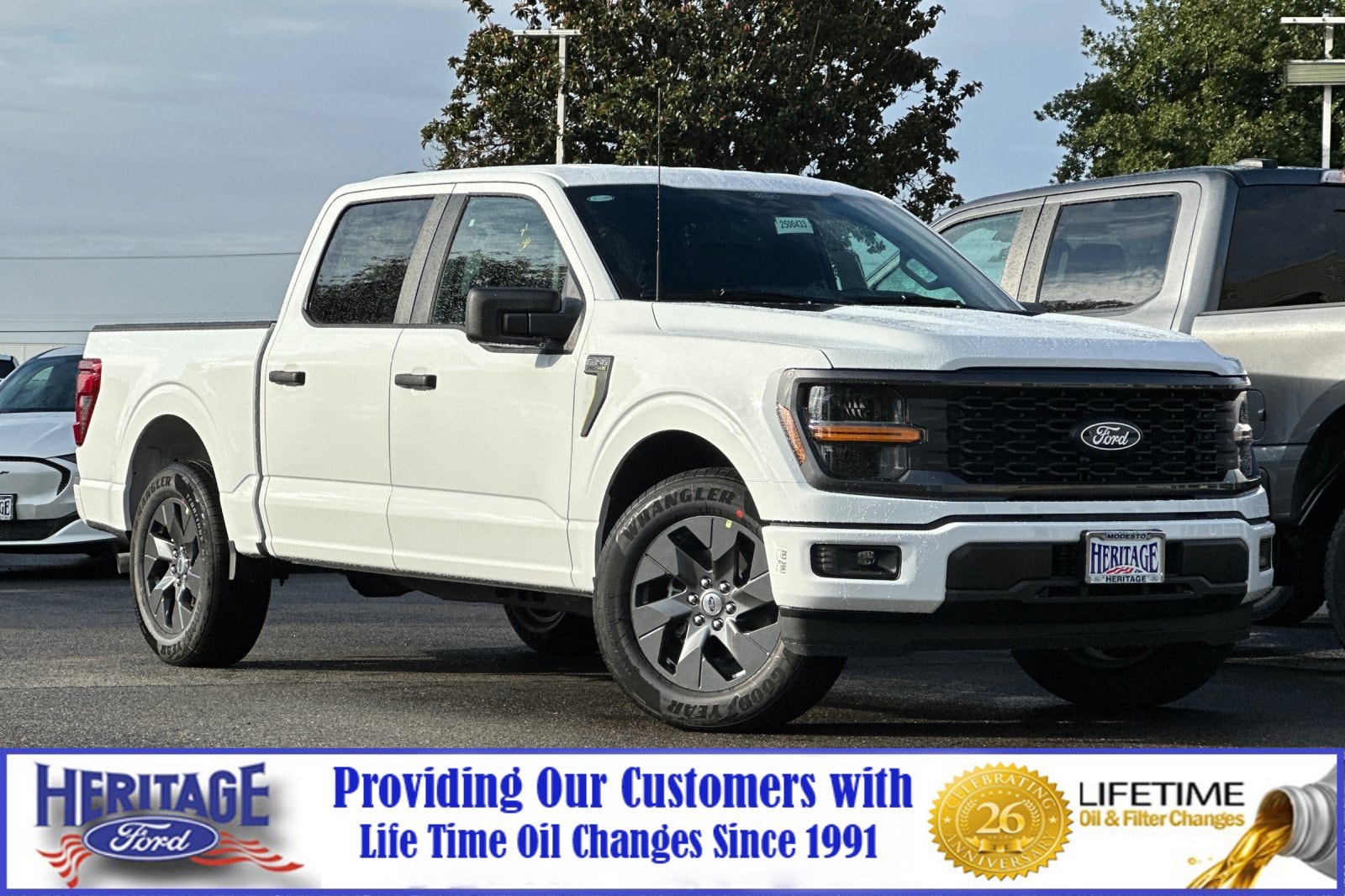 2025 Ford F-150 STX's photo