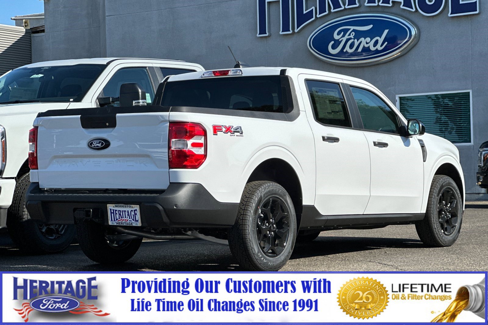 2025 Ford Maverick XLT photo 3