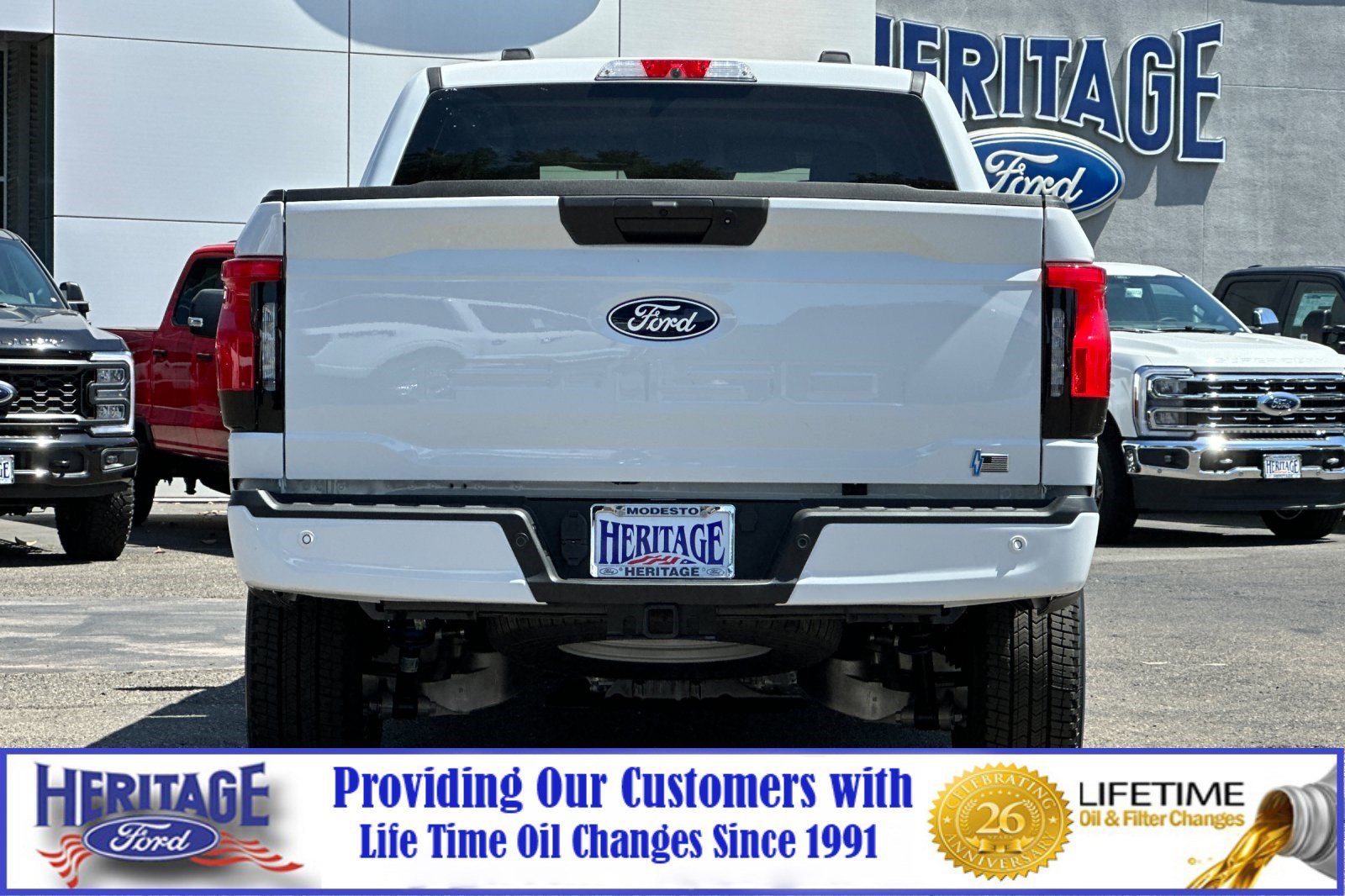 2025 Ford F-150 Lightning XLT photo 4