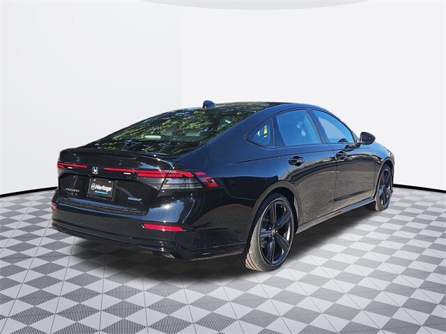 2025 Honda Accord Hybrid Sport-L photo 4