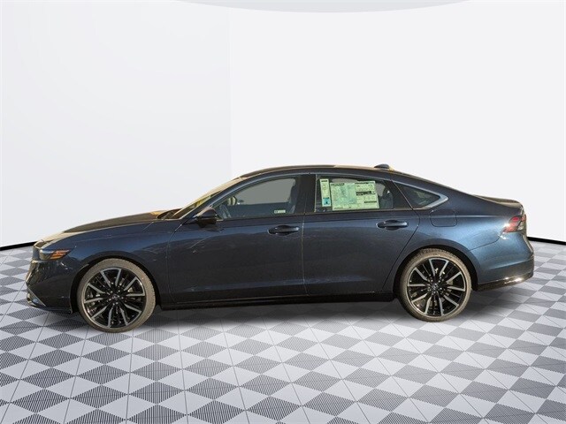2025 Honda Accord Hybrid Touring photo 2