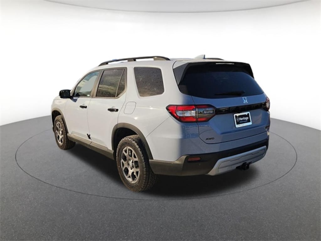 New 2025 Honda Pilot TrailSport SUV